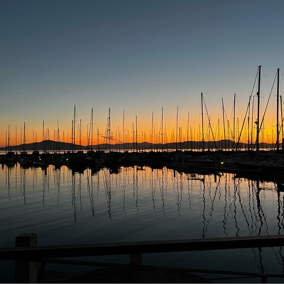 Meet your Posher, Melinda - Picture 1 of 2